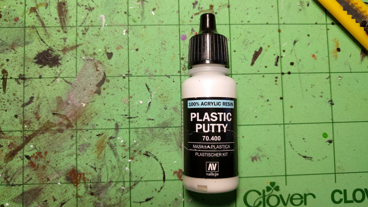 Hey i just got my hand on some plastic putty i wonder shuld i take of the  axes putty before it dries or after it dries : r/modelmakers